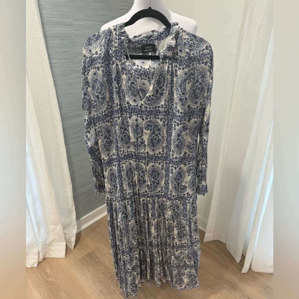 Vici, blue and white maxi dress